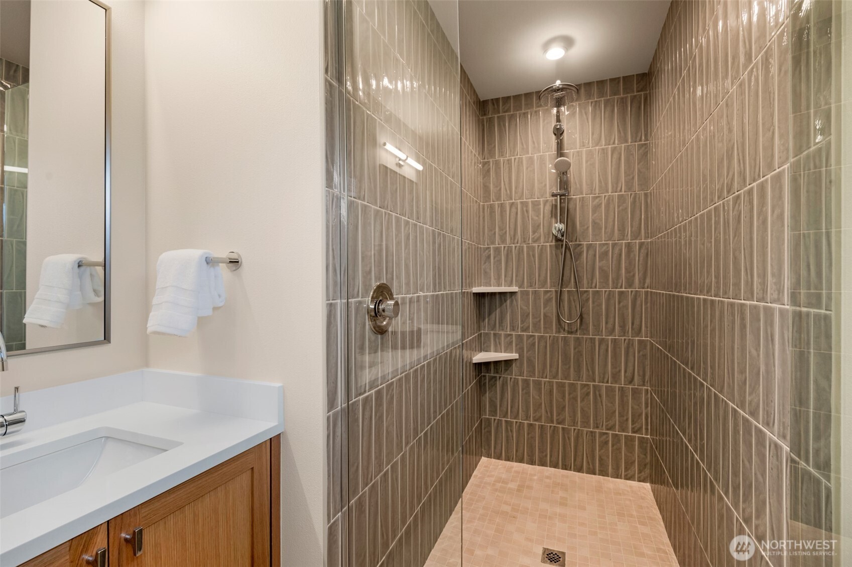 1416 N 47th St #B Seattle, WA 98103