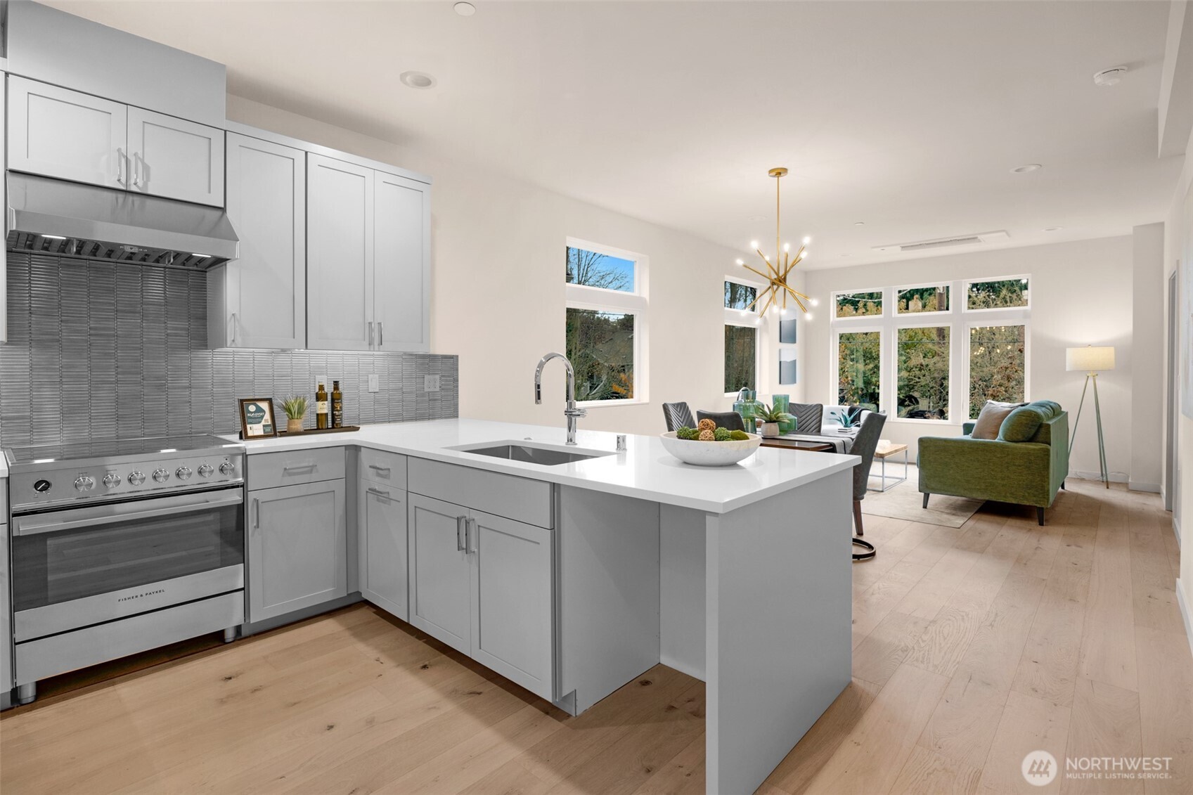 1416 N 47th St #B Seattle, WA 98103