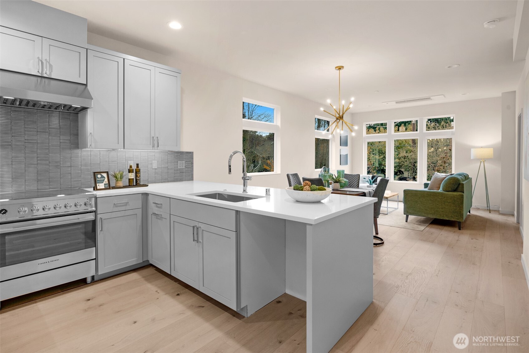 1416 N 47th St #B Seattle, WA 98103