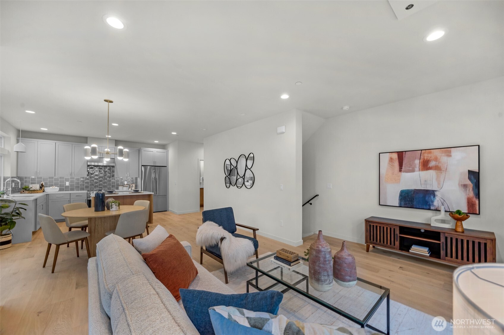 1412 N 47th St #B Seattle, WA 98103