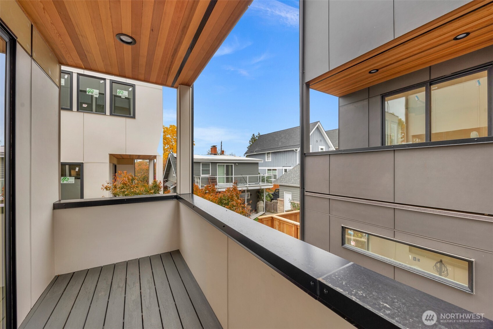 1412 N 47th St #B Seattle, WA 98103