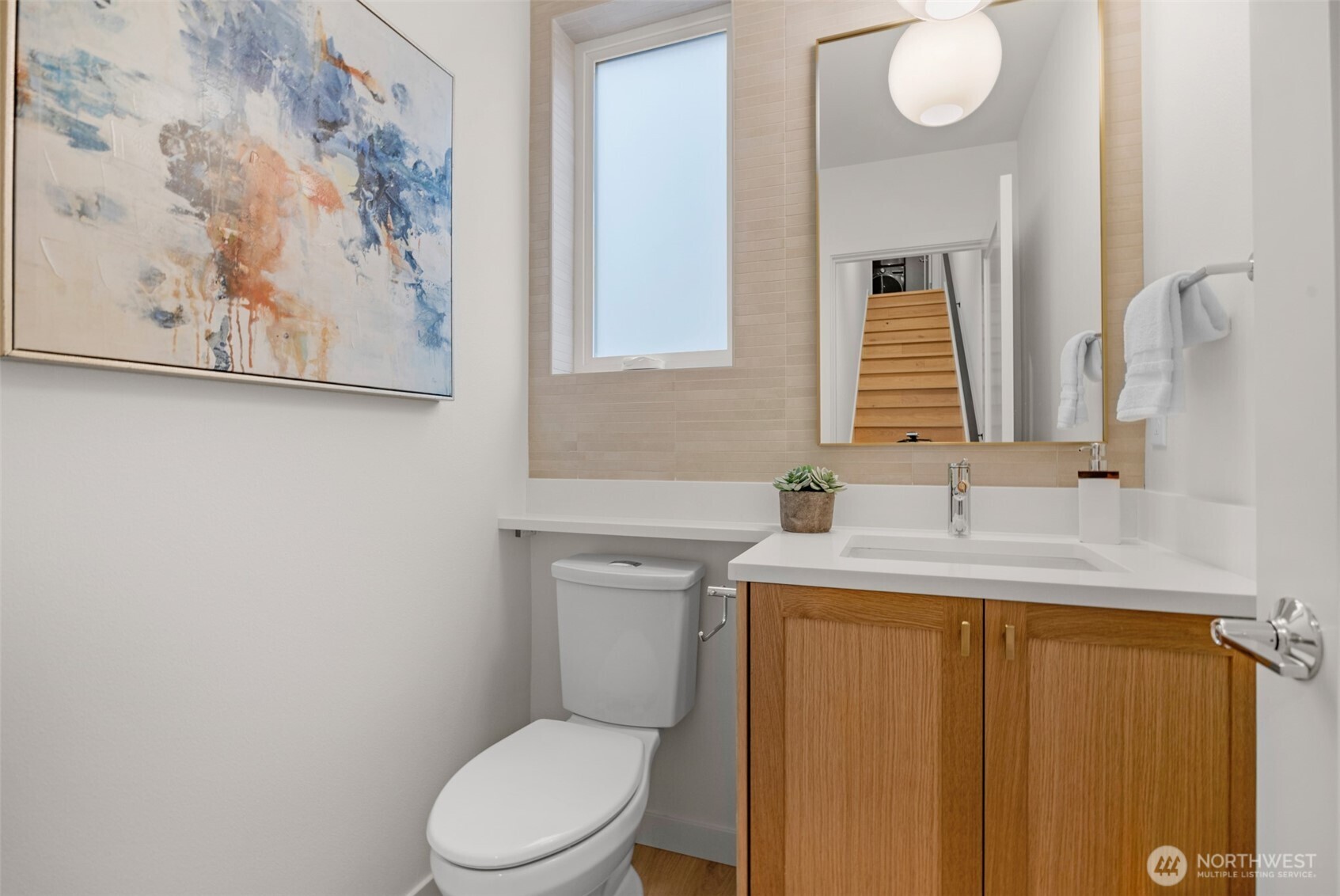 1412 N 47th St #B Seattle, WA 98103