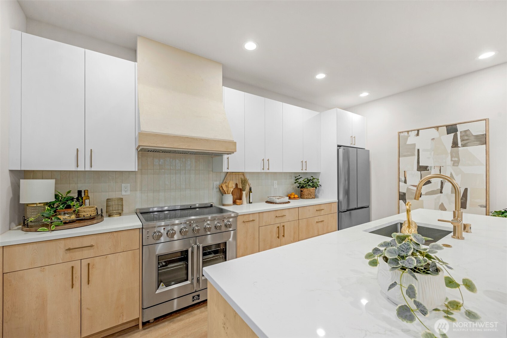 910 15th Ave #B Seattle, WA 98122