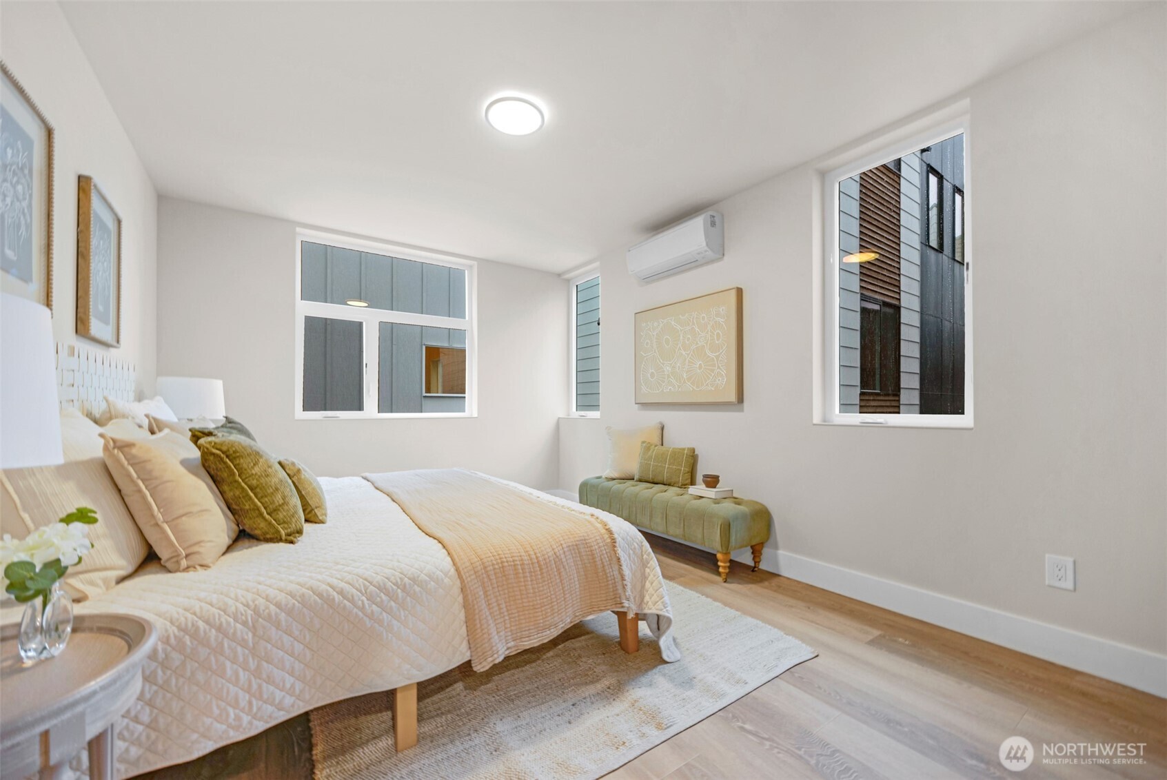 910 15th Ave #B Seattle, WA 98122