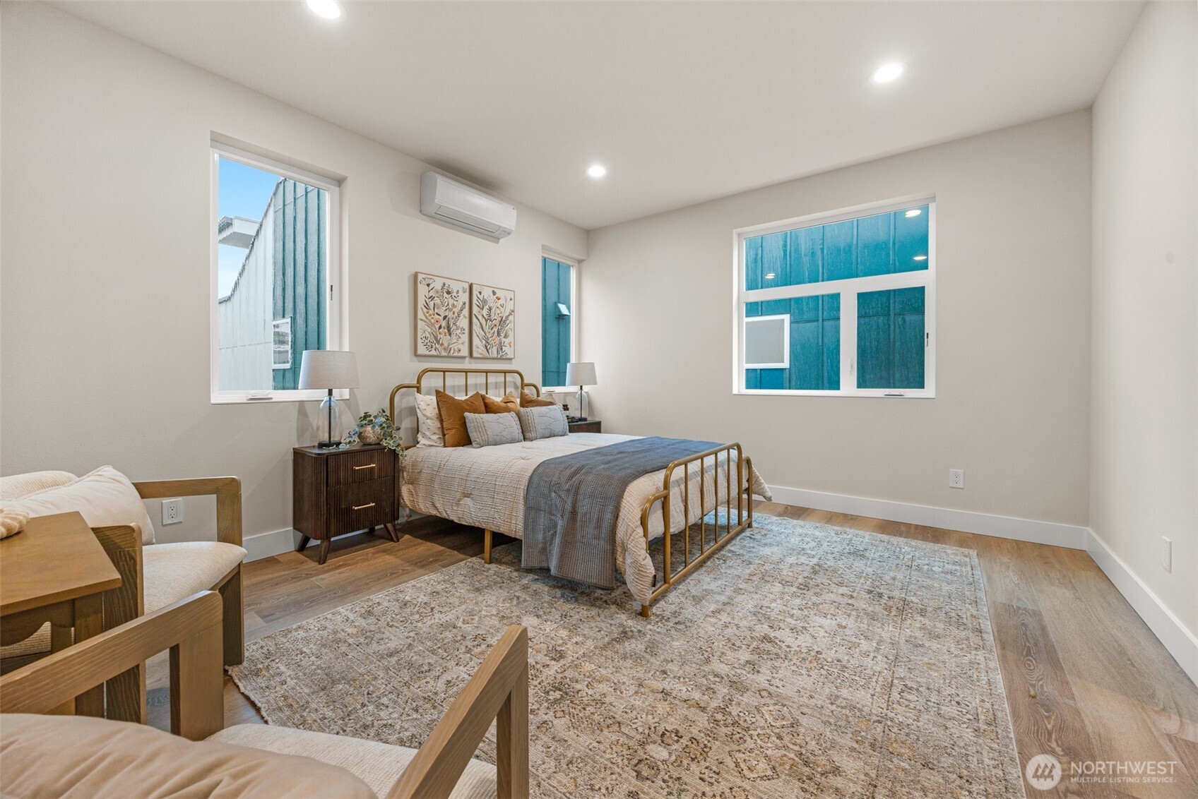 910 15th Ave #B Seattle, WA 98122