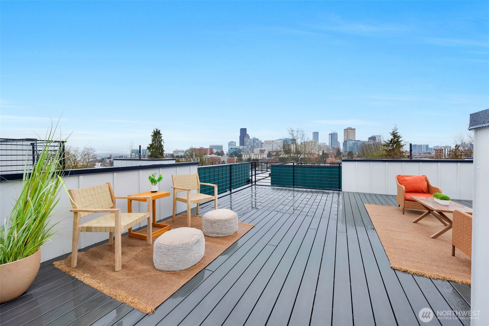 910 15th Ave #B Seattle, WA 98122