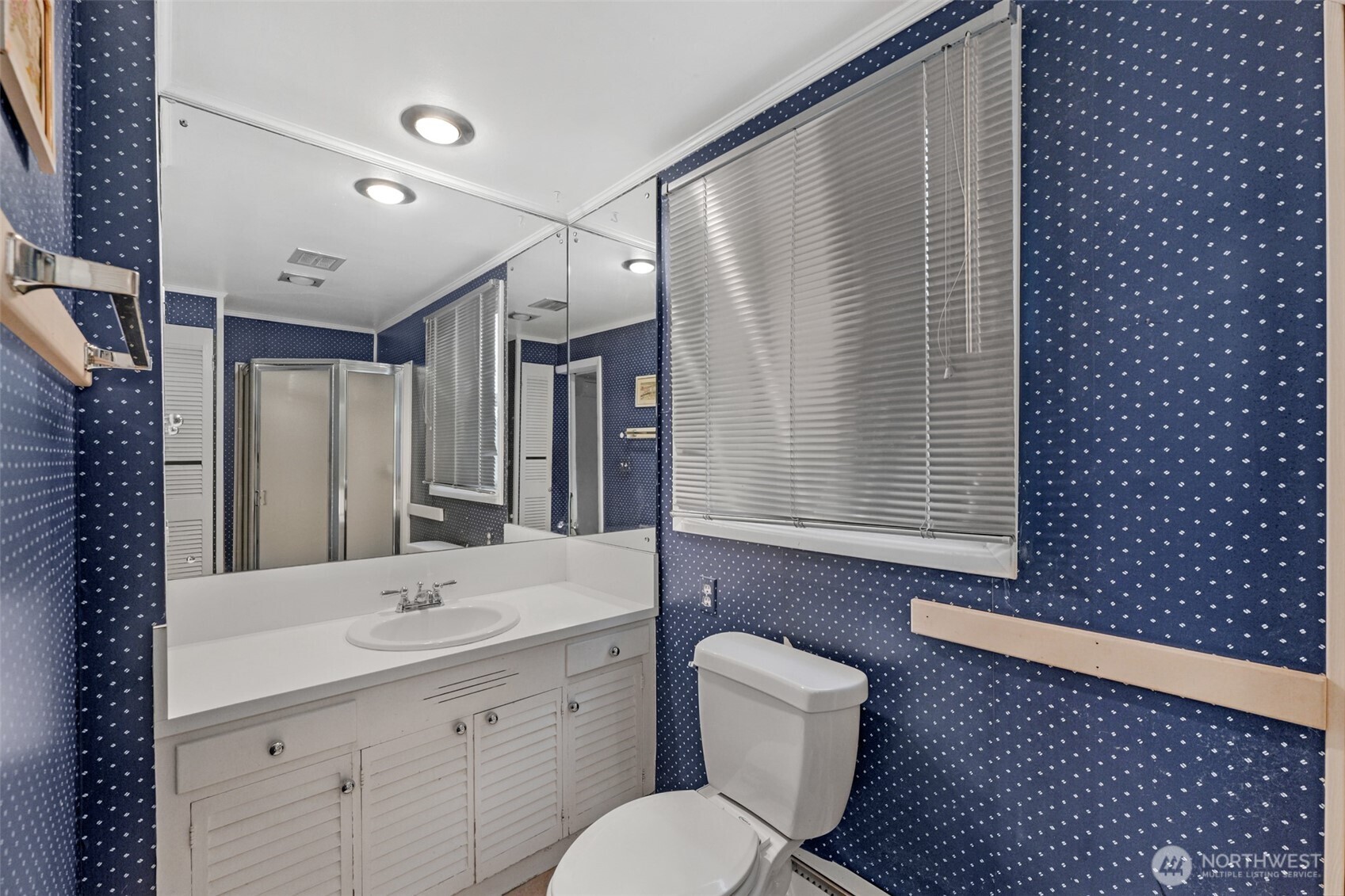 708 Warren Ave Seattle, WA 98109