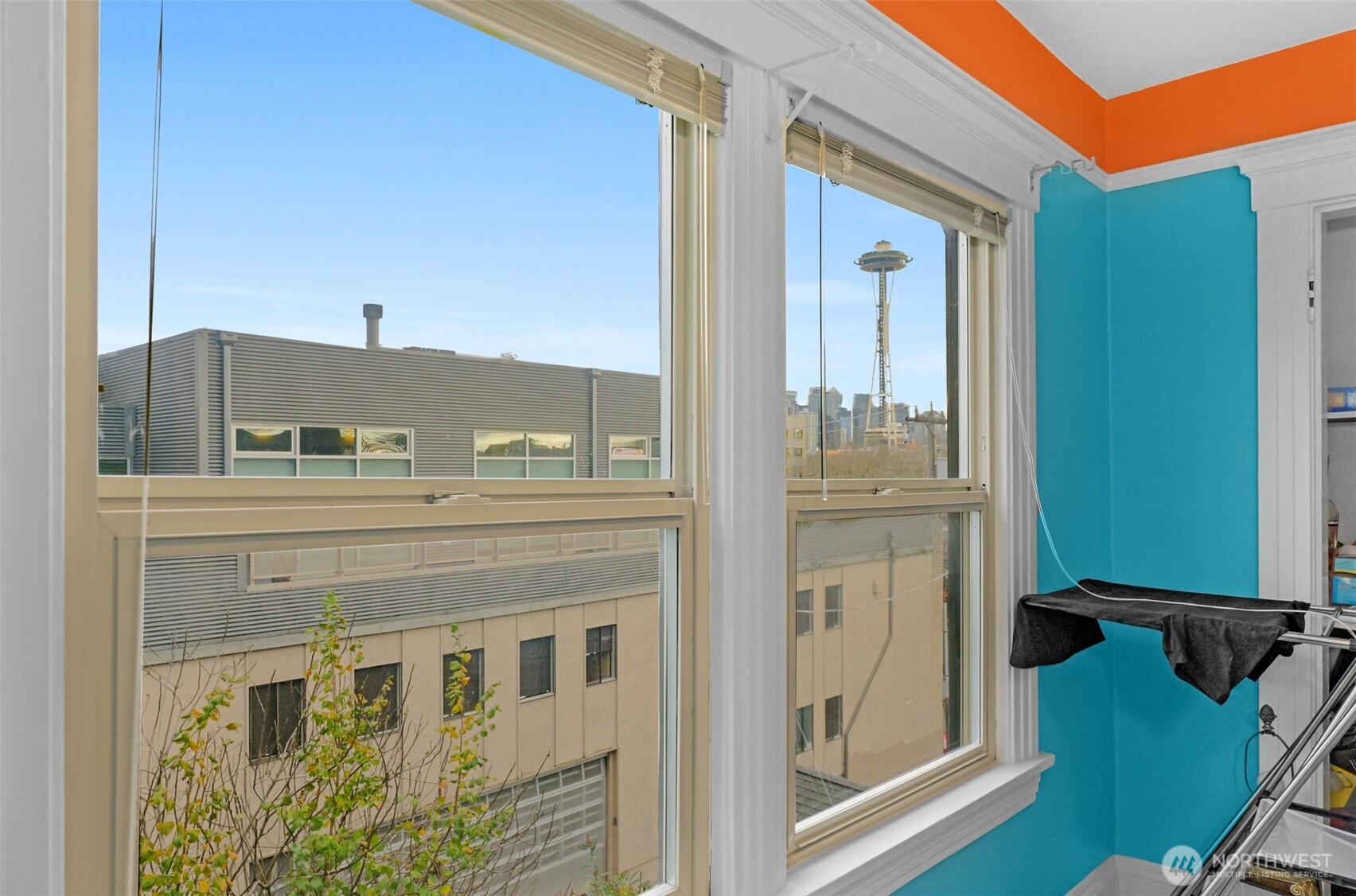 708 Warren Ave Seattle, WA 98109