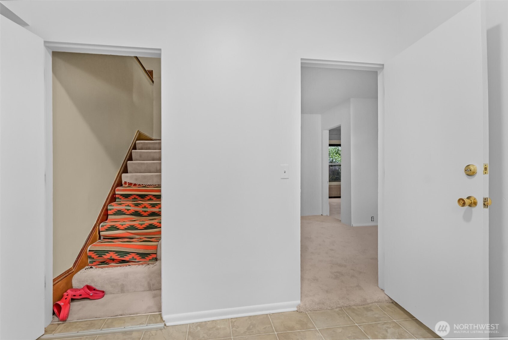 708 Warren Ave Seattle, WA 98109