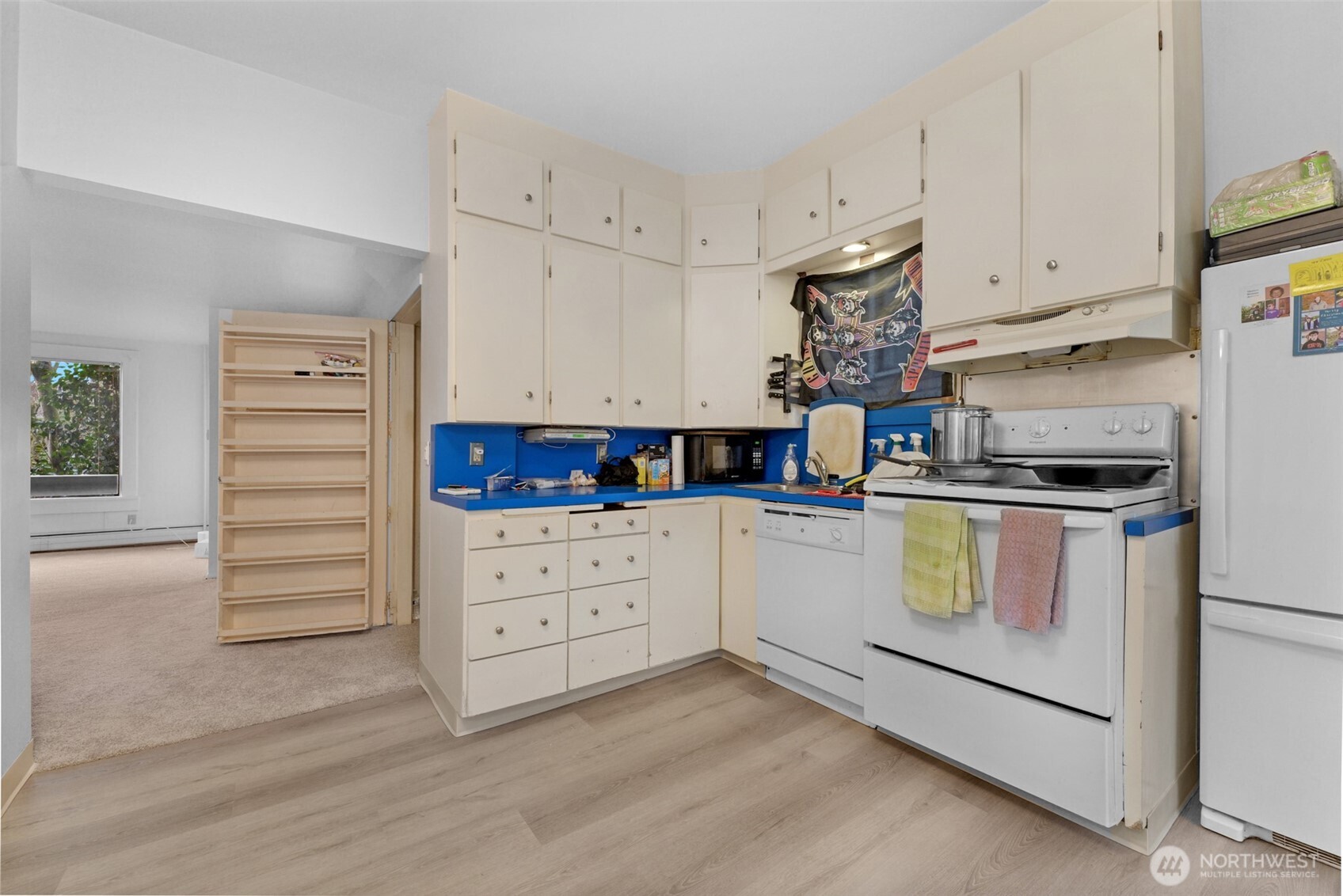 708 Warren Ave Seattle, WA 98109