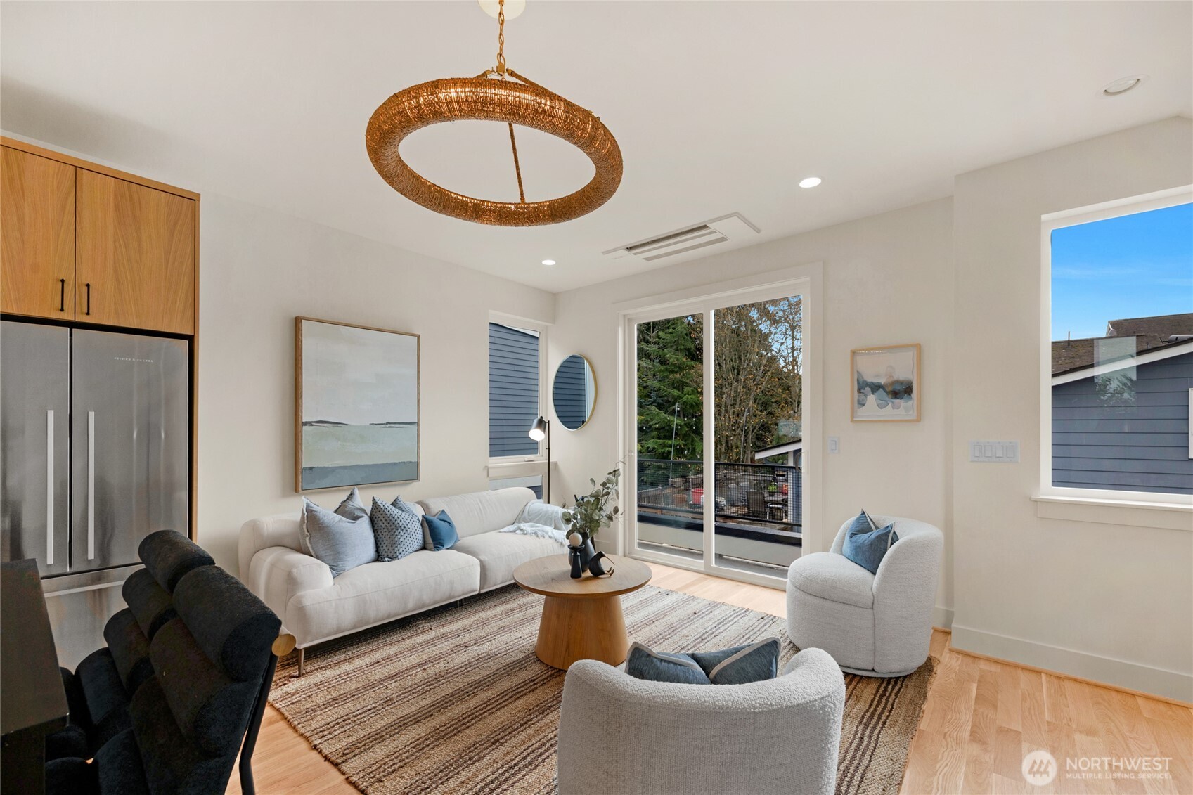 4048 32nd Ave #B Seattle, WA 98199