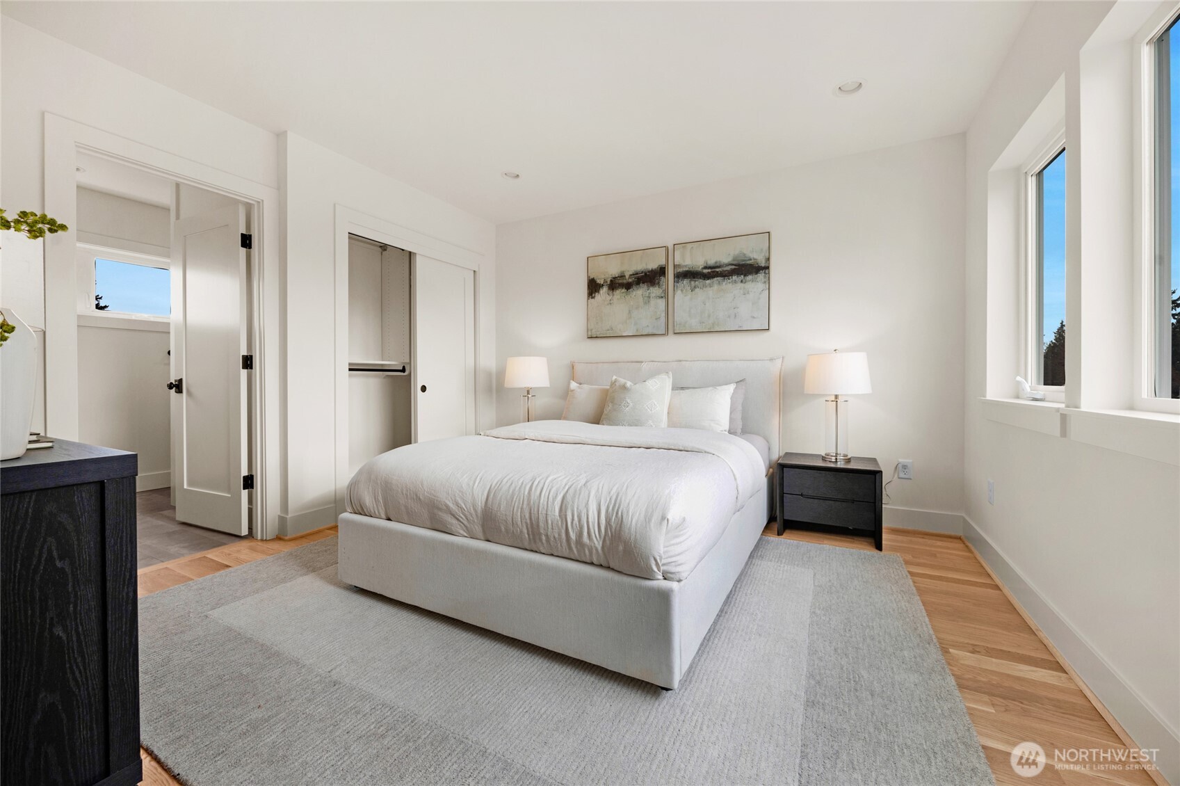 4048 32nd Ave #B Seattle, WA 98199