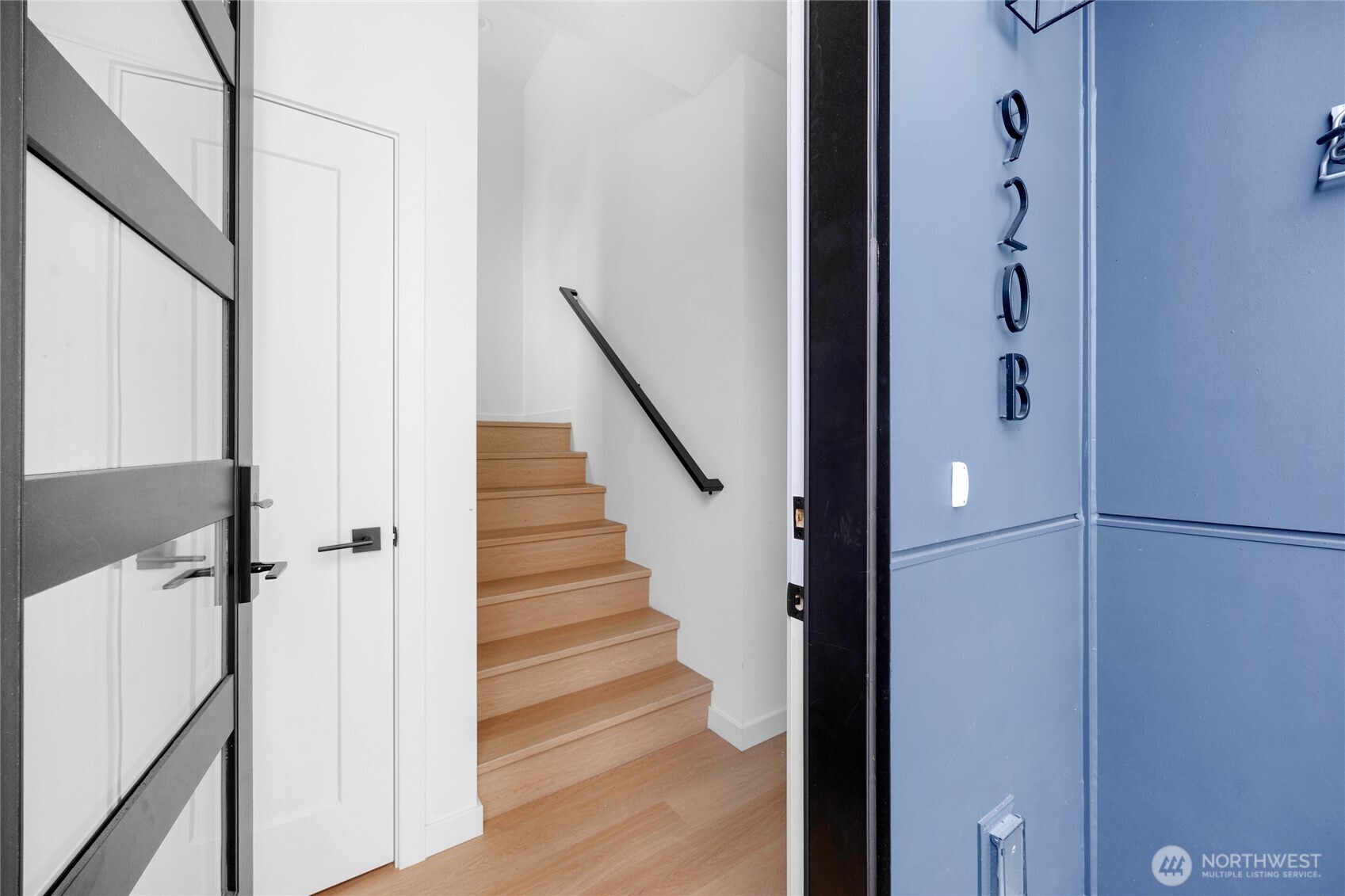 920 16th Ave #B Seattle, WA 98122