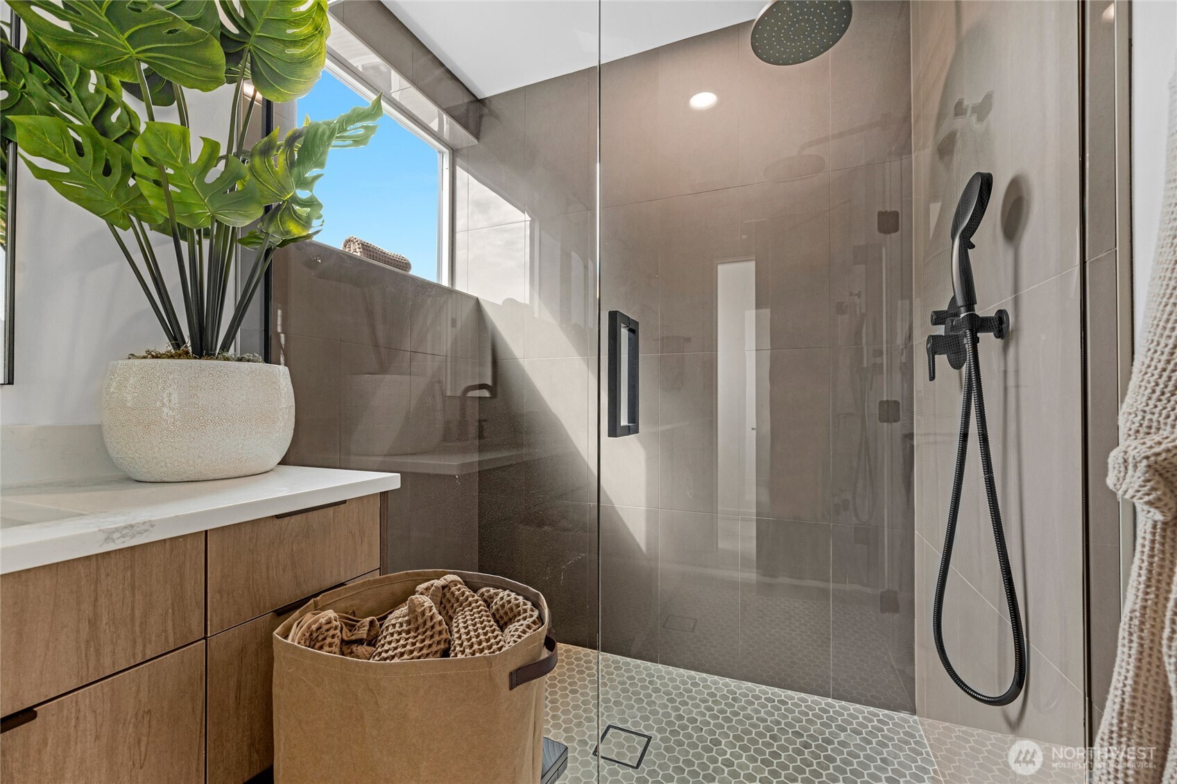 920 16th Ave #B Seattle, WA 98122