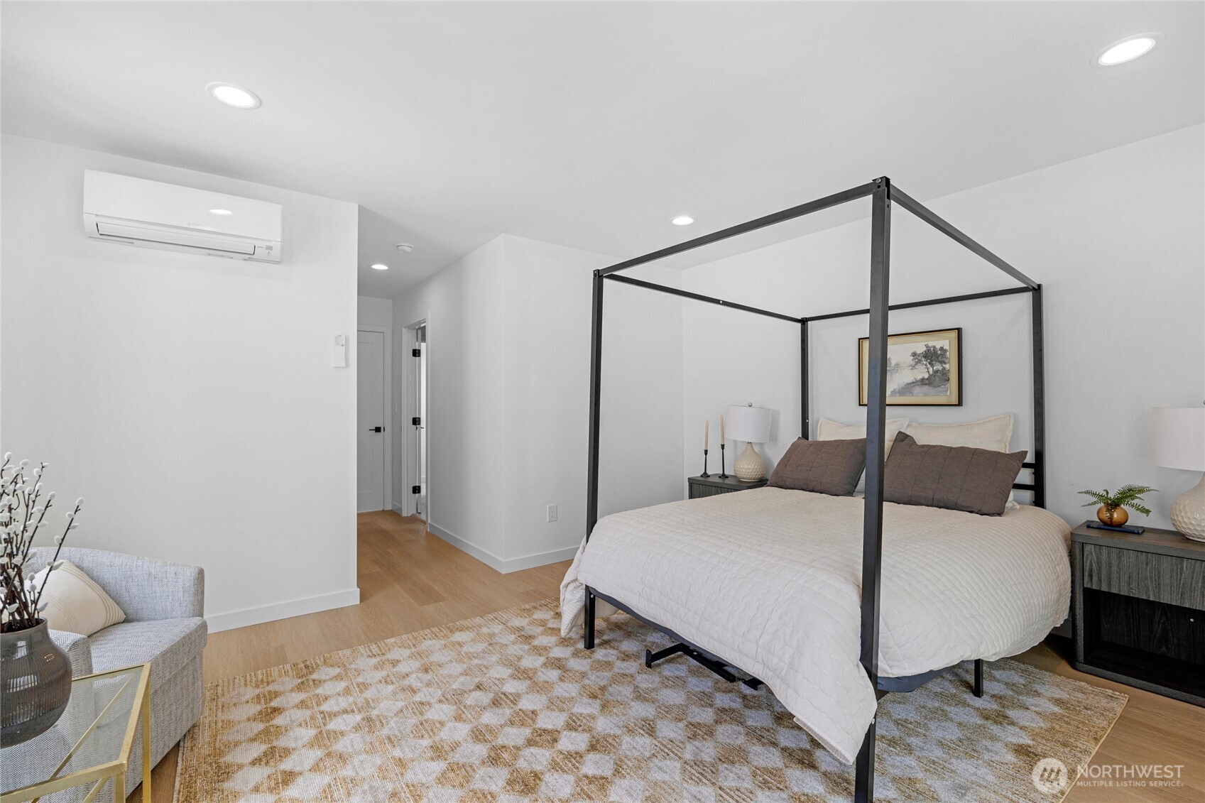 920 16th Ave #B Seattle, WA 98122