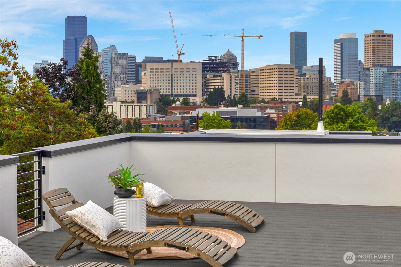 920 16th Ave #B Seattle, WA 98122