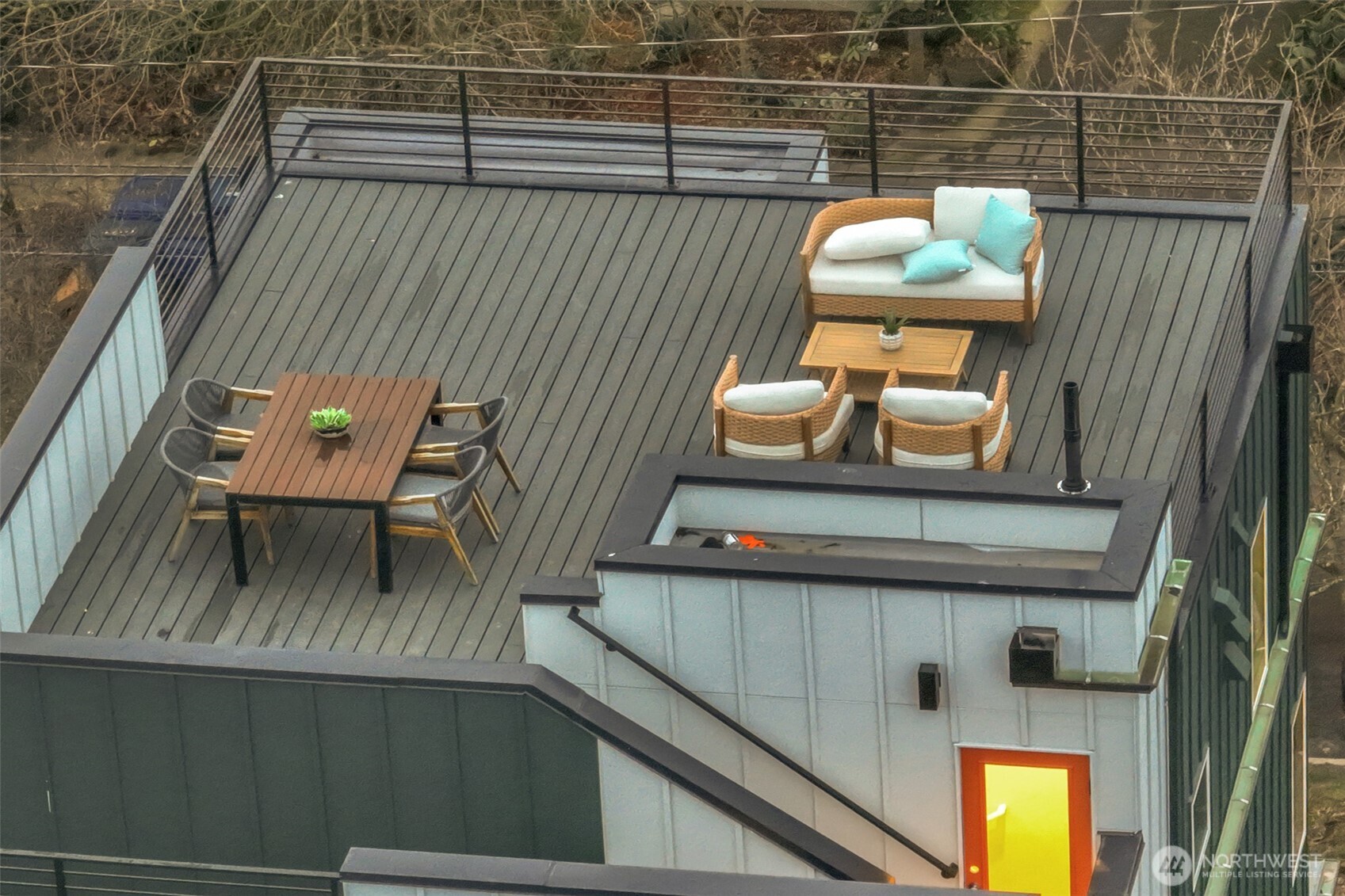 910 15th Ave Seattle, WA 98122