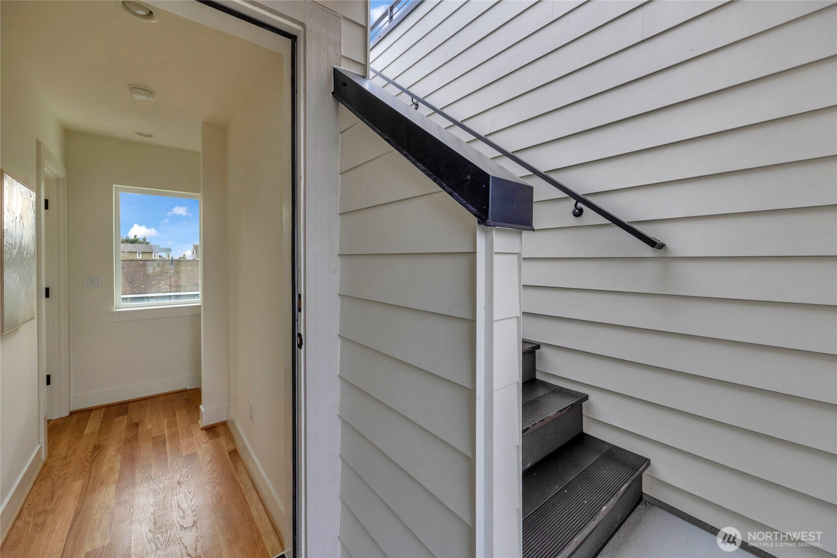 4048 32nd Ave #B Seattle, WA 98199