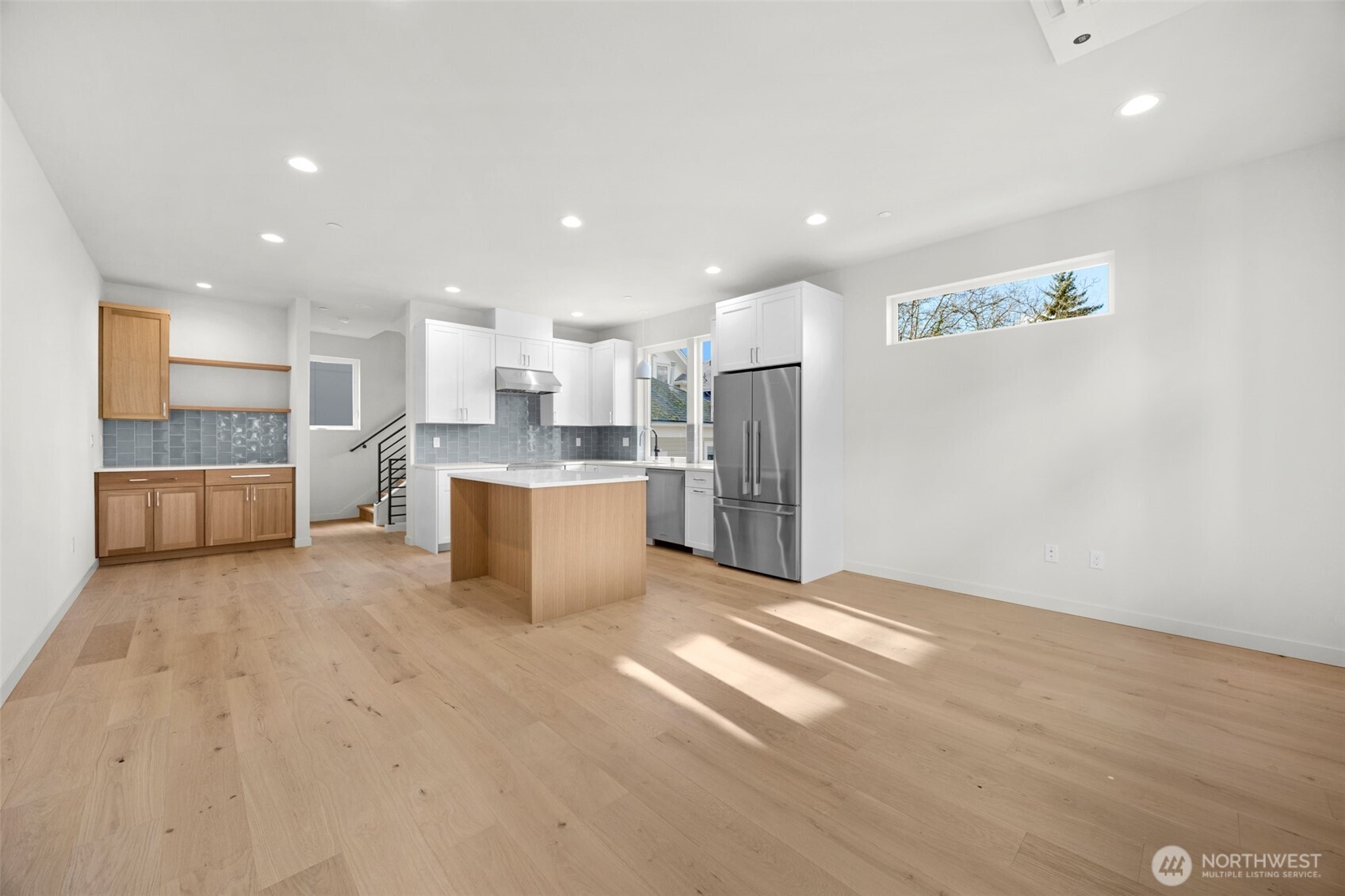 1412 N 47th St #A Seattle, WA 98103