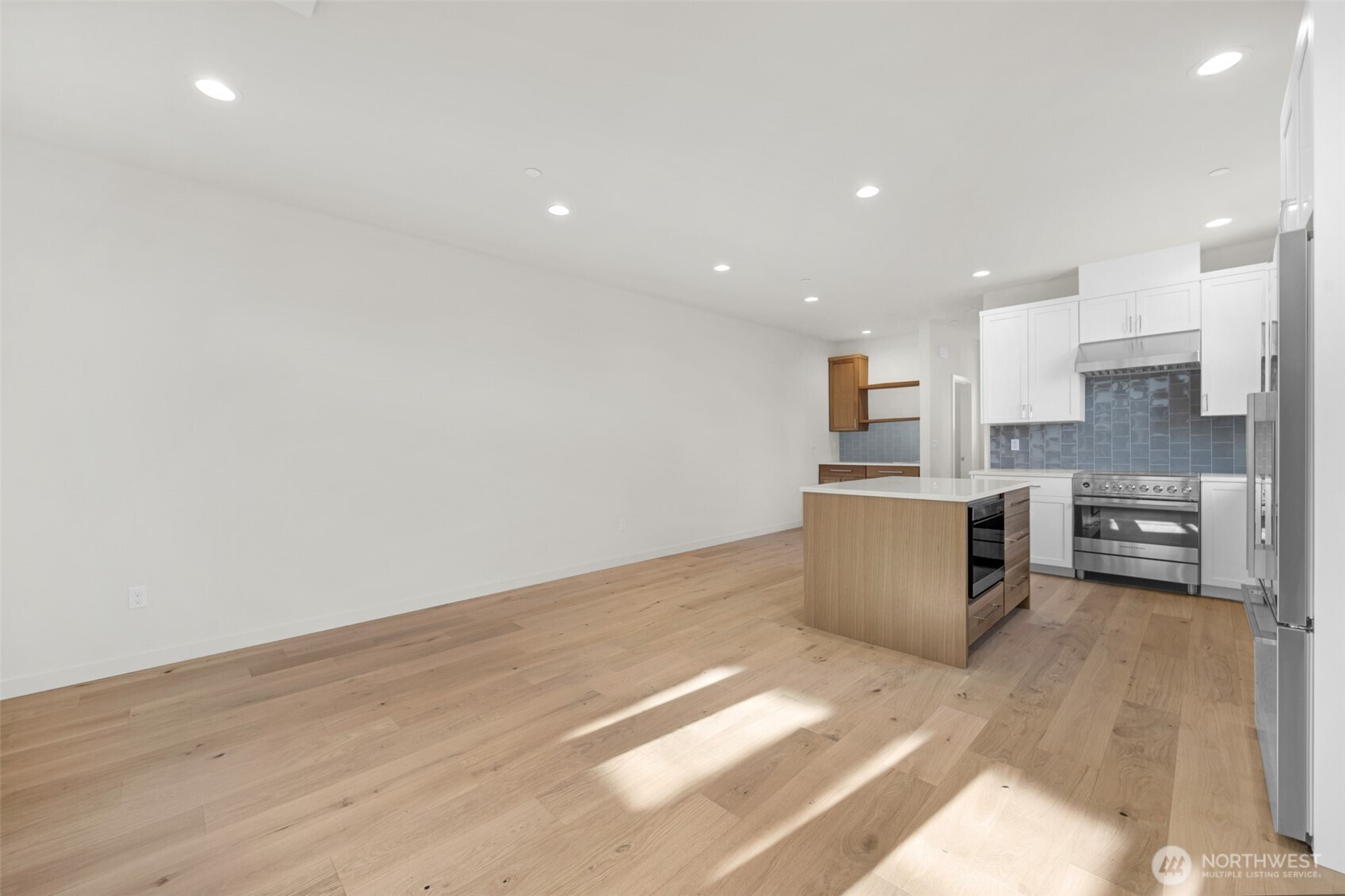 1412 N 47th St #A Seattle, WA 98103