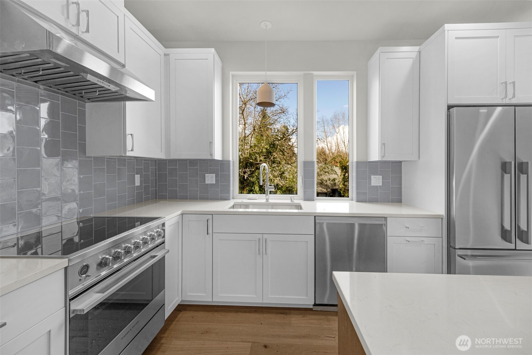 1412 N 47th St #A Seattle, WA 98103