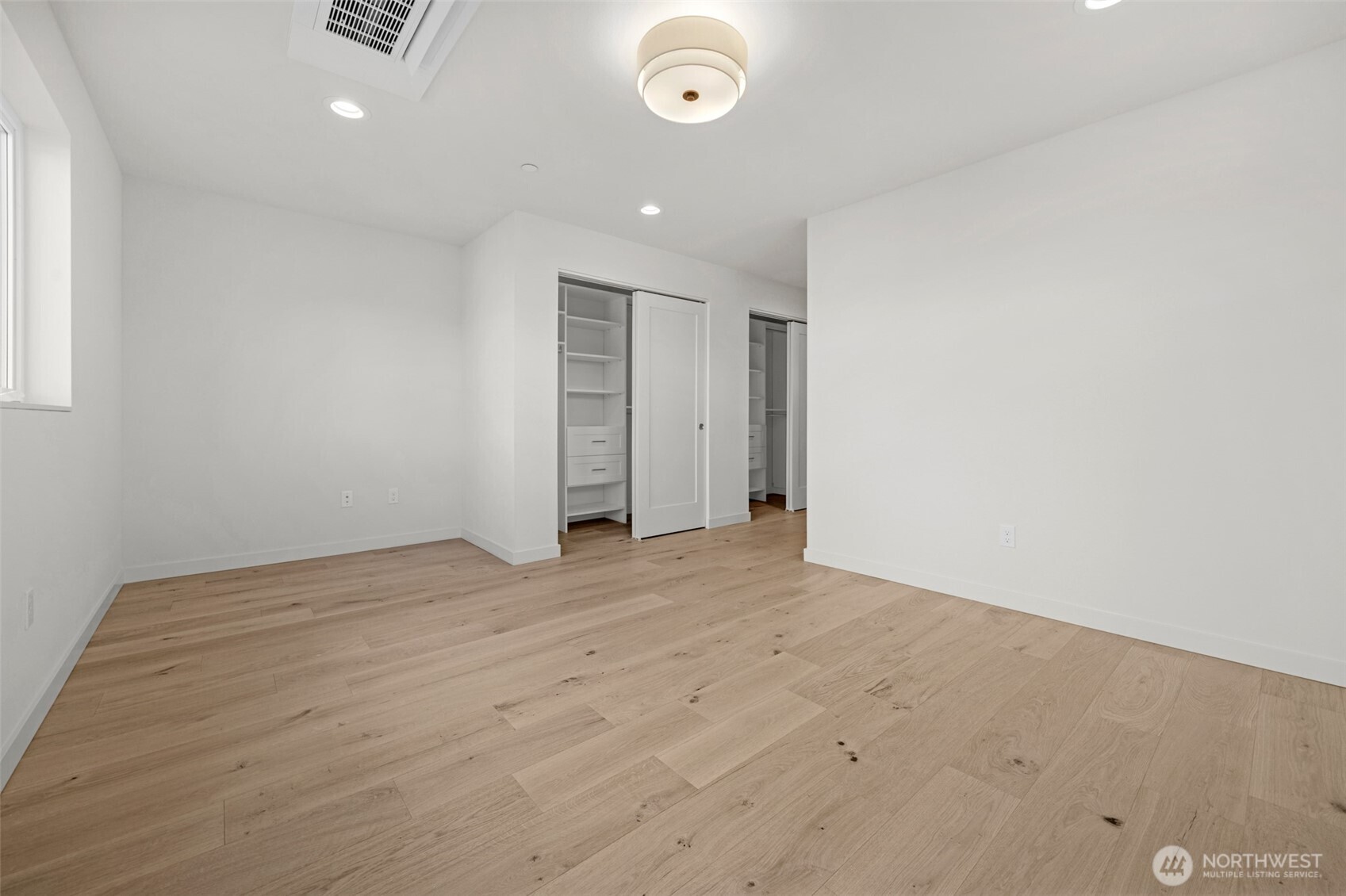 1412 N 47th St #A Seattle, WA 98103