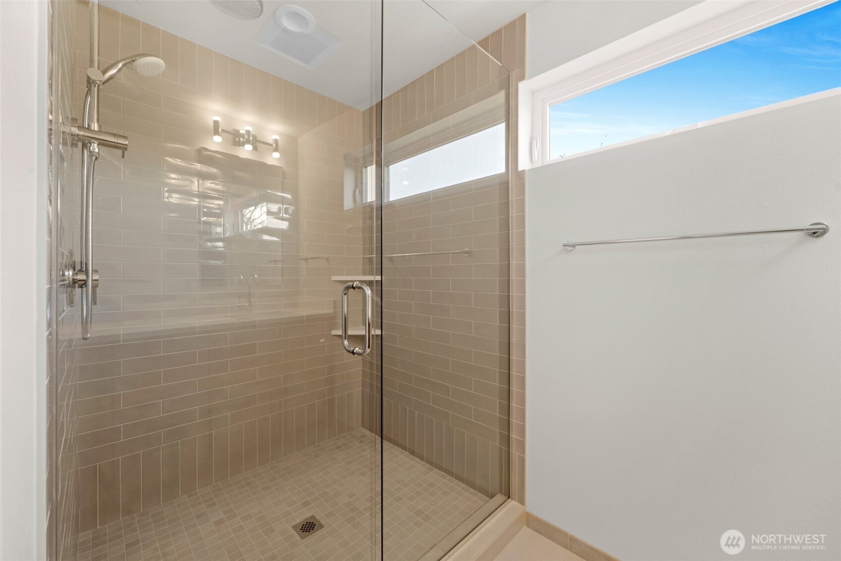 1412 N 47th St #A Seattle, WA 98103