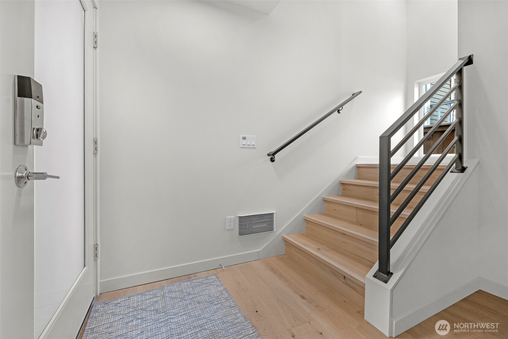 1412 N 47th St #A Seattle, WA 98103